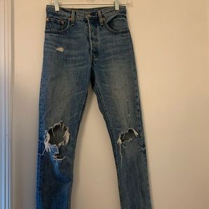 Levi 501 original fit distressed jeans